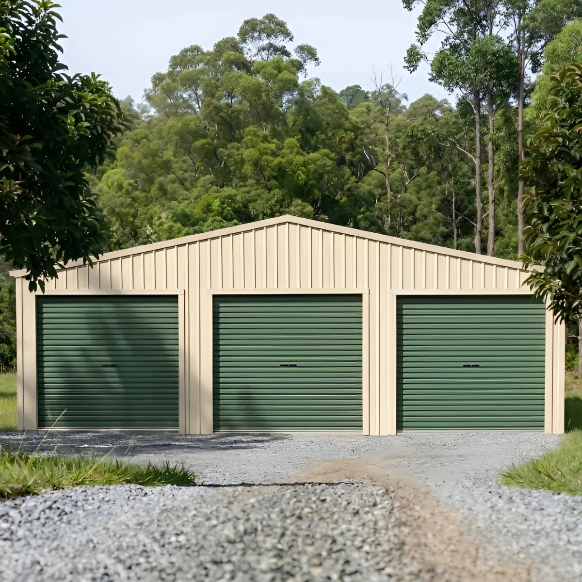 Triple Garage - Image 18